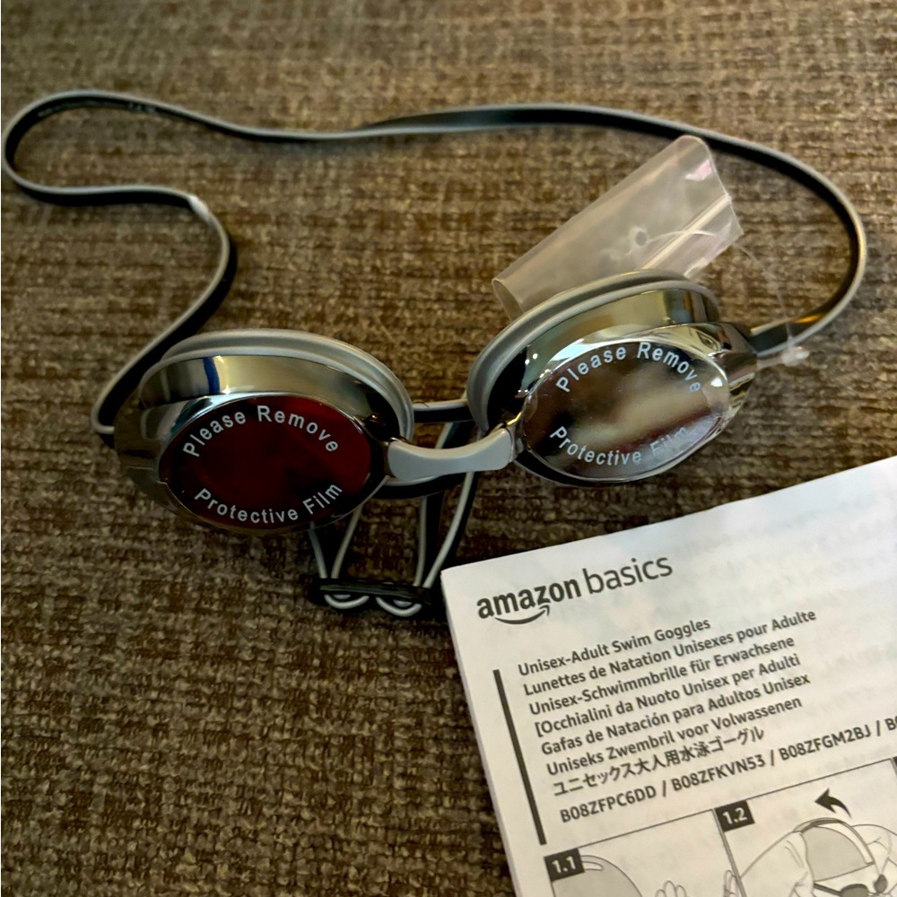 Swim goggles mirror finish. Nib.
